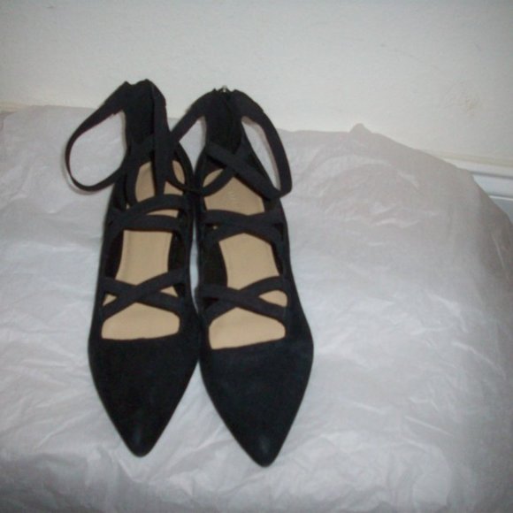 Marc Fisher Suede Cut-Out Flats - Annabeth BLK 7.5 - Picture 2 of 5